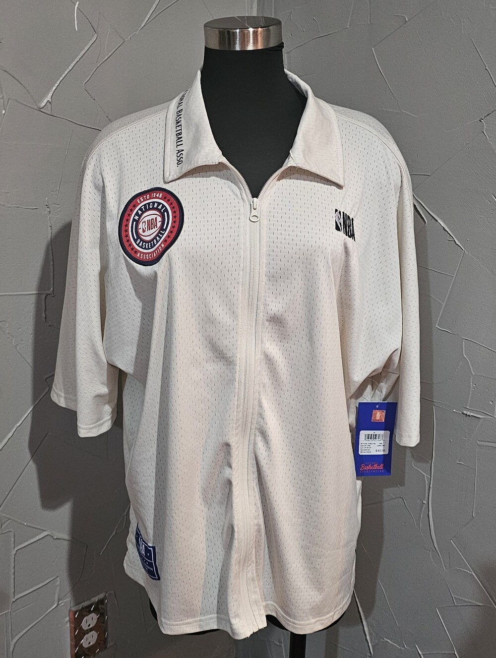 NBA Team Logo Cream Zip-Front Men's Sweater - Medium